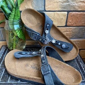 Stylish Black Sandals